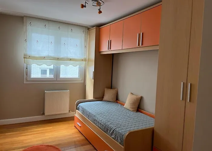 Piso En El Centro De A Pie De Playa * 라레도