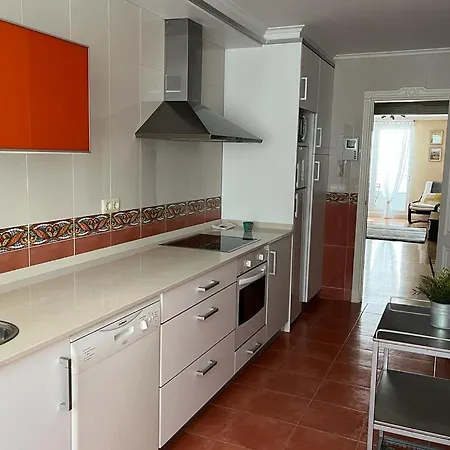 Piso En El Centro De A Pie De Playa * 拉雷多