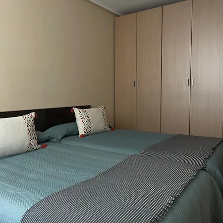 Piso En El Centro De A Pie De Playa *